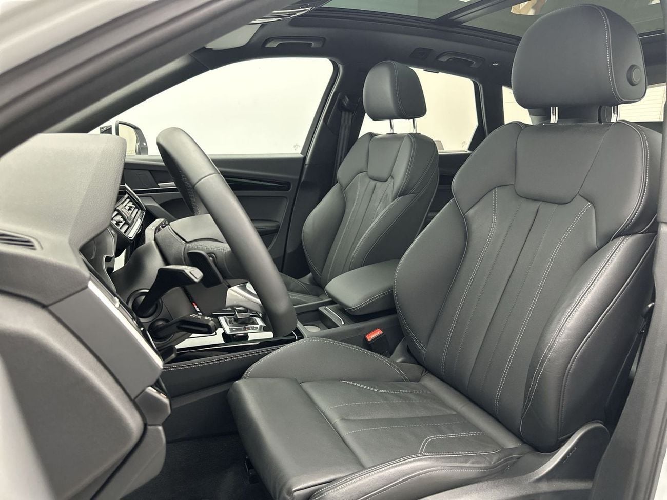 أودي Q5 45 TFSI S-LINE quattro 249hp (Ref# 75778)