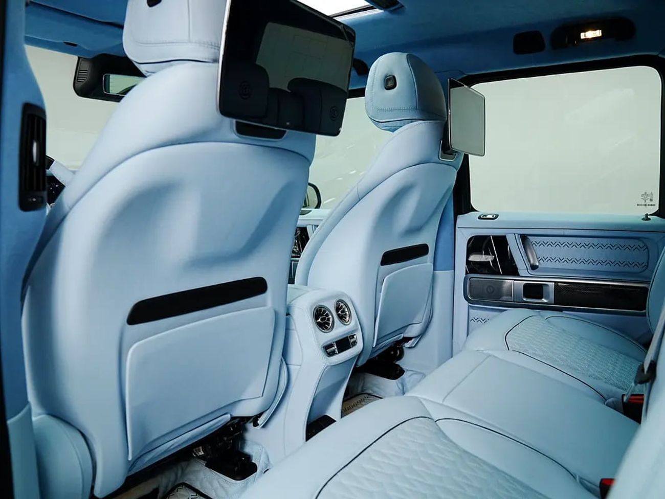 Mercedes Benz G63 AMG STANDARD WARRANTY | BABY BLUE LEATHER INTERIOR | FULL OPTION | CARBON PACKAGE