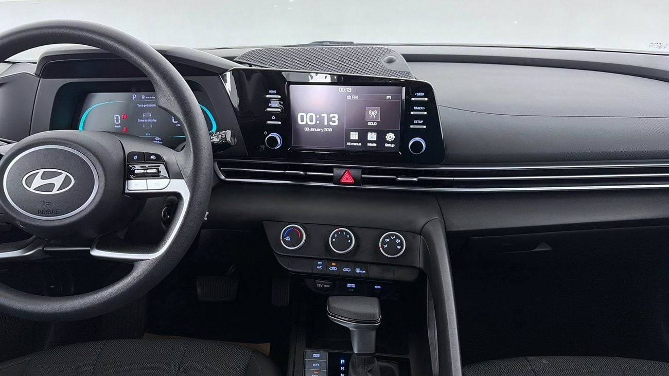 Hyundai Elantra SMART | Guaranteed Warranty | 0 Down Payment