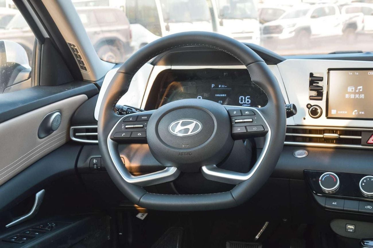 Hyundai Elantra SMART 1.5L FWD PETROL SEDAN 2026