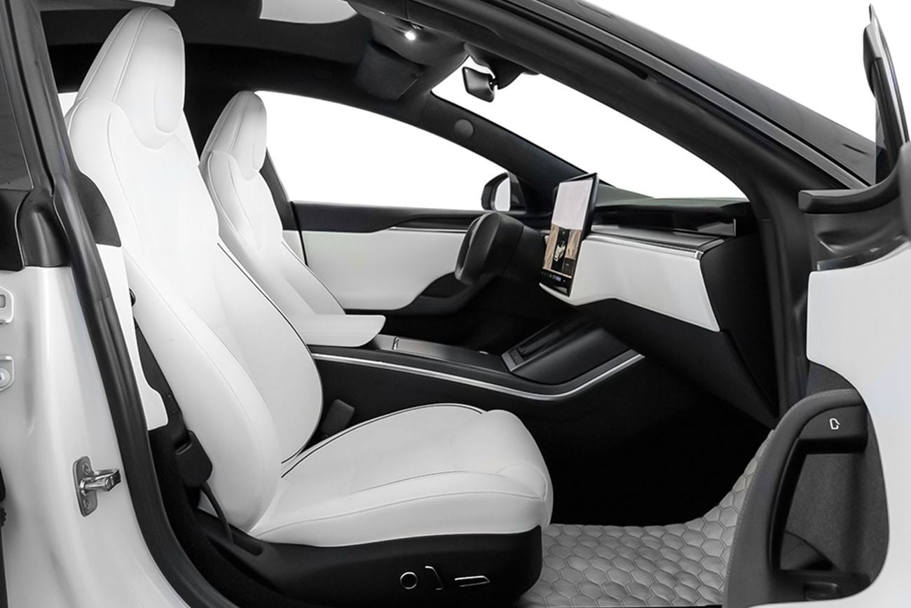 Tesla Model S PLAID