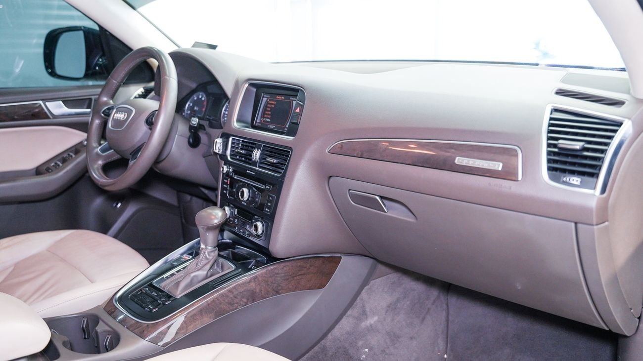 Audi Q5 STANDARD