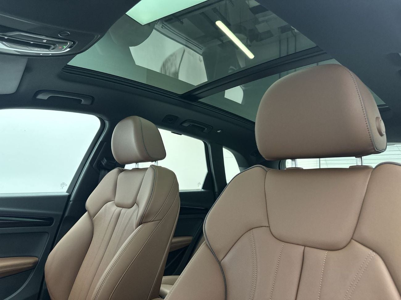 Audi Q5 45 TFSI S-LINE (Ref# 01102)