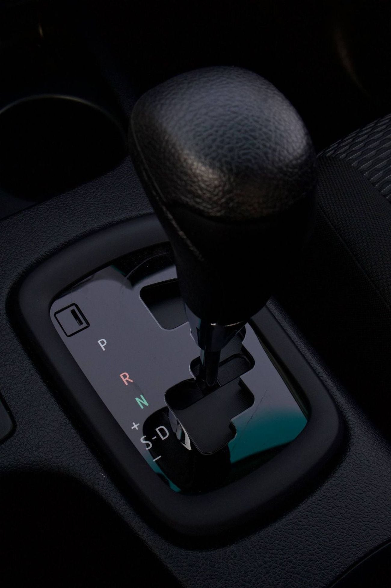 تويوتا هيلوكس GL Toyota Hilux Double Cabin