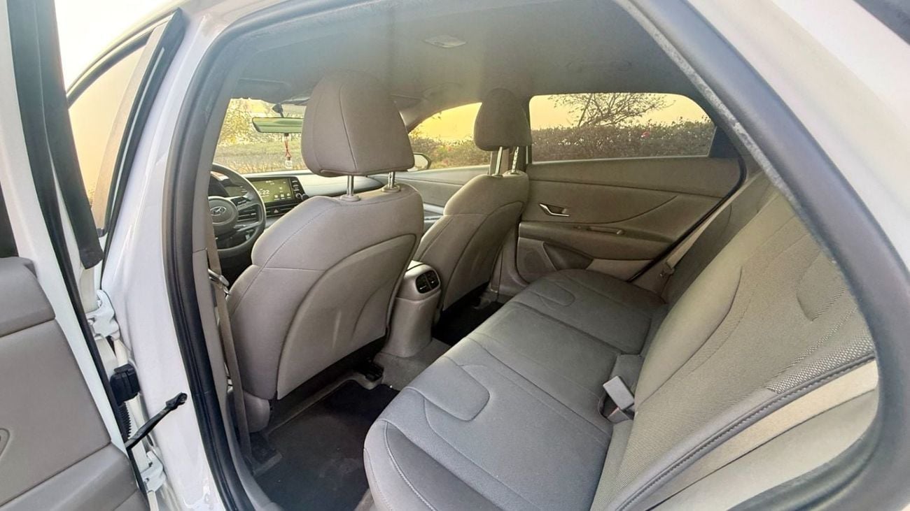 Hyundai Elantra SMART
