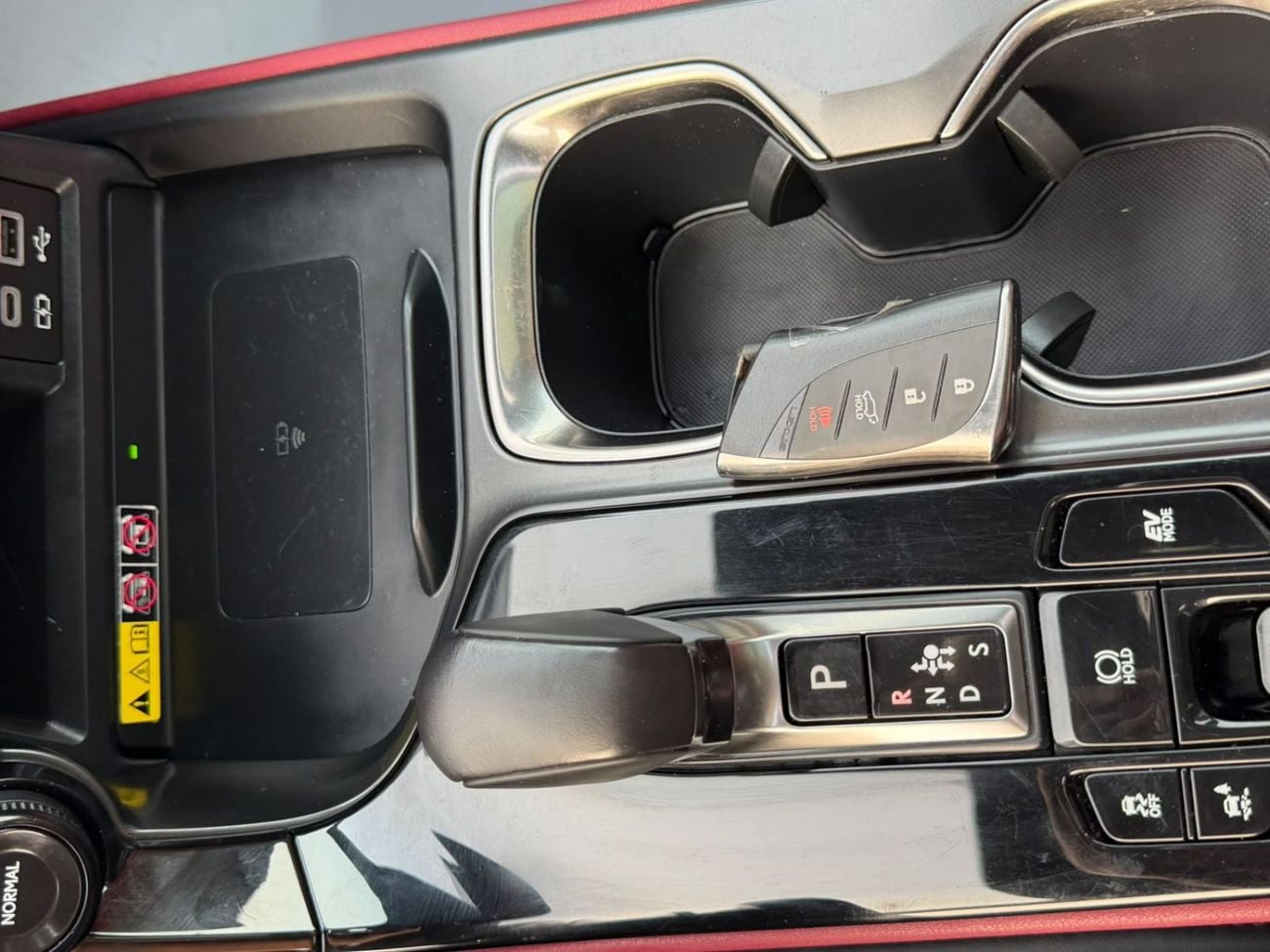 لكزس NX350h بلاتينيوم