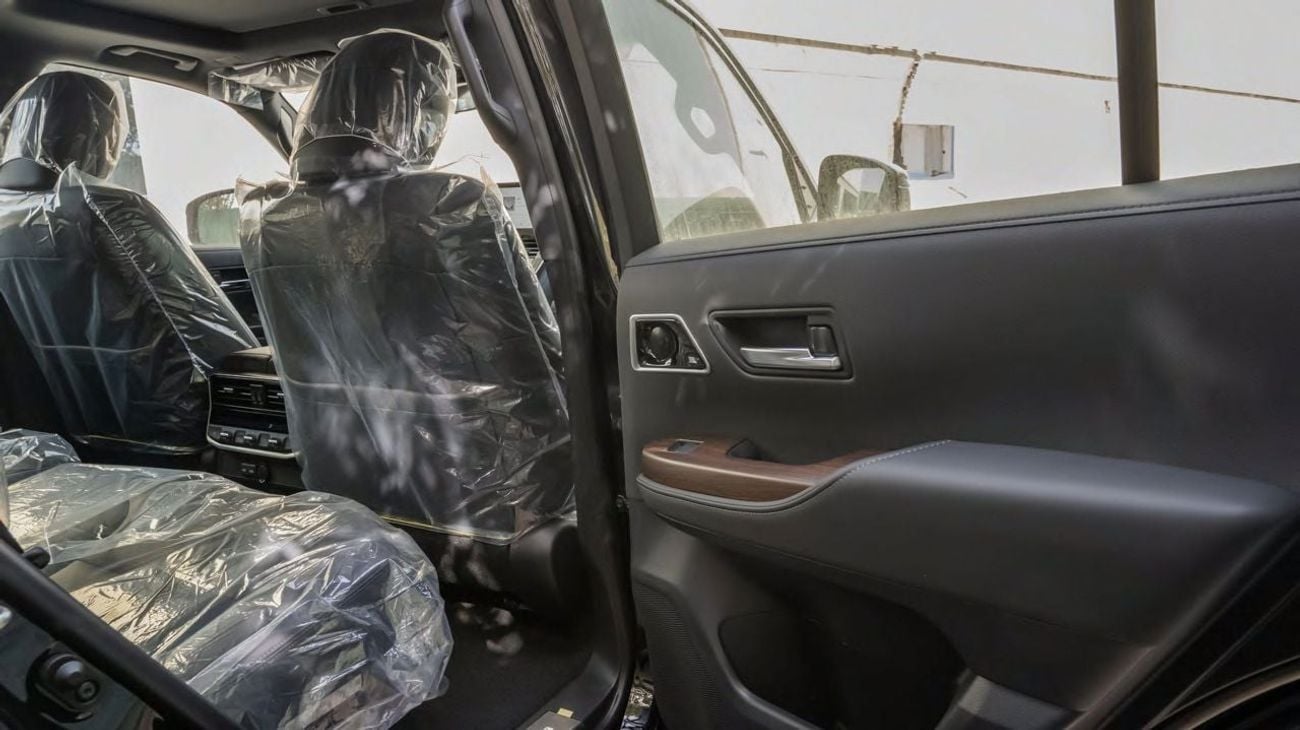 Toyota Land Cruiser VX 3.5L 2026 with memory seats