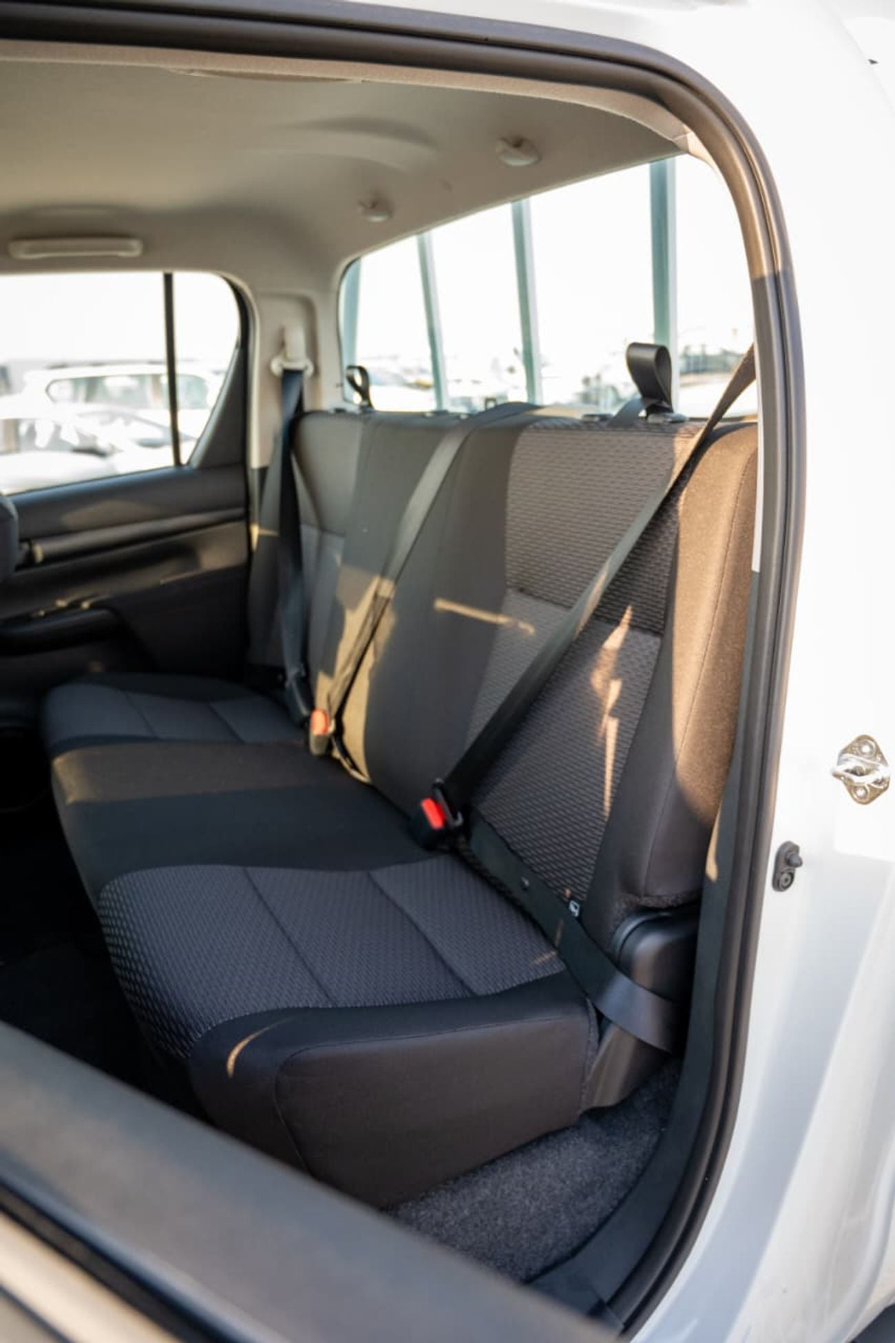 Toyota Hilux SGLX 2.4GD Active Double Cab 6AT 2026 MODEL