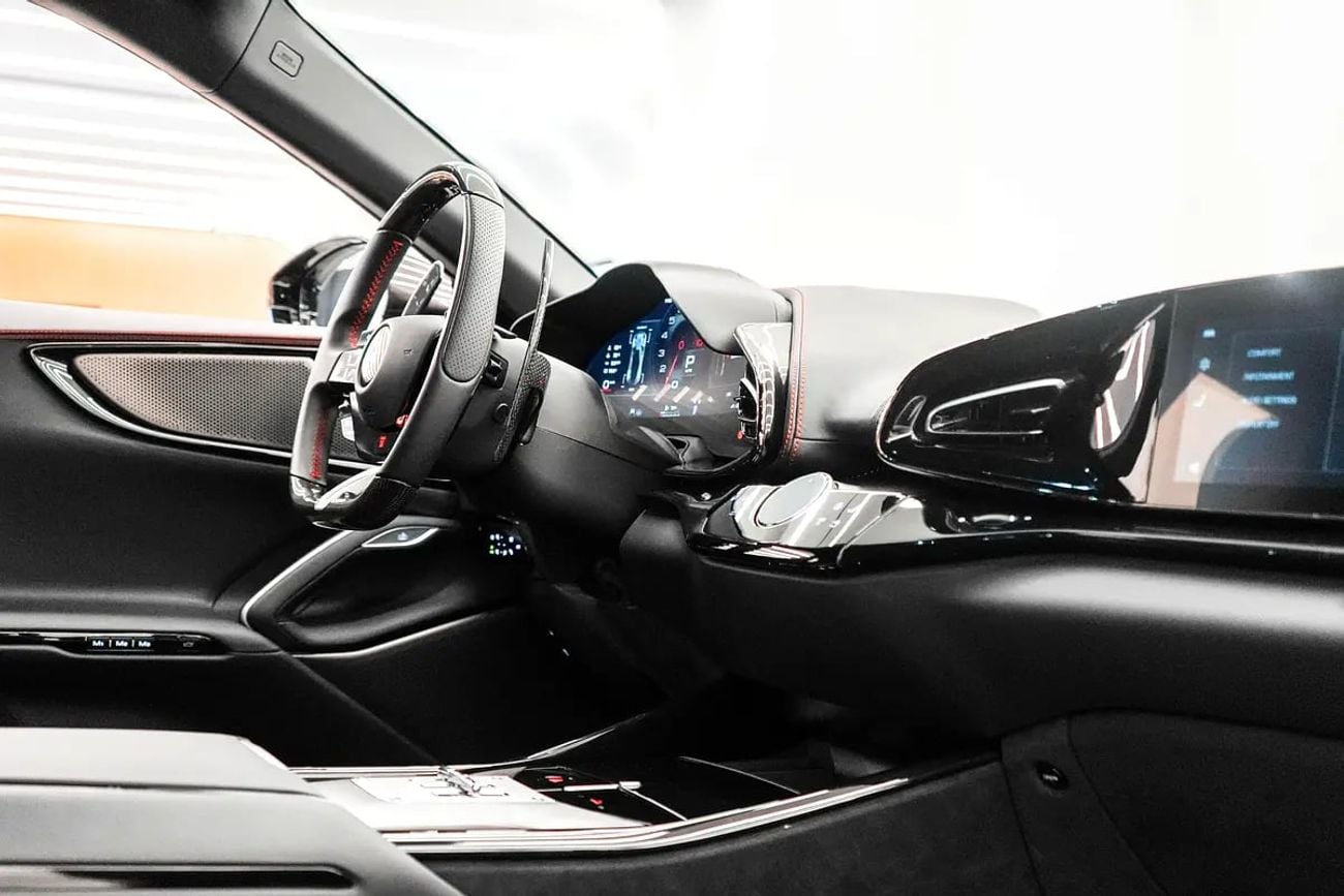 Ferrari Purosangue STANDARD FULL OPTIONS | AL TAYER SERVICE CONTRACT