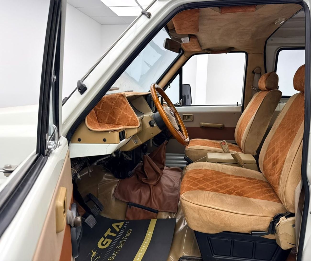 Nissan Patrol 1982 Nissan Patrol Safari, Classic 3-Door 4x4, GCC Specs.