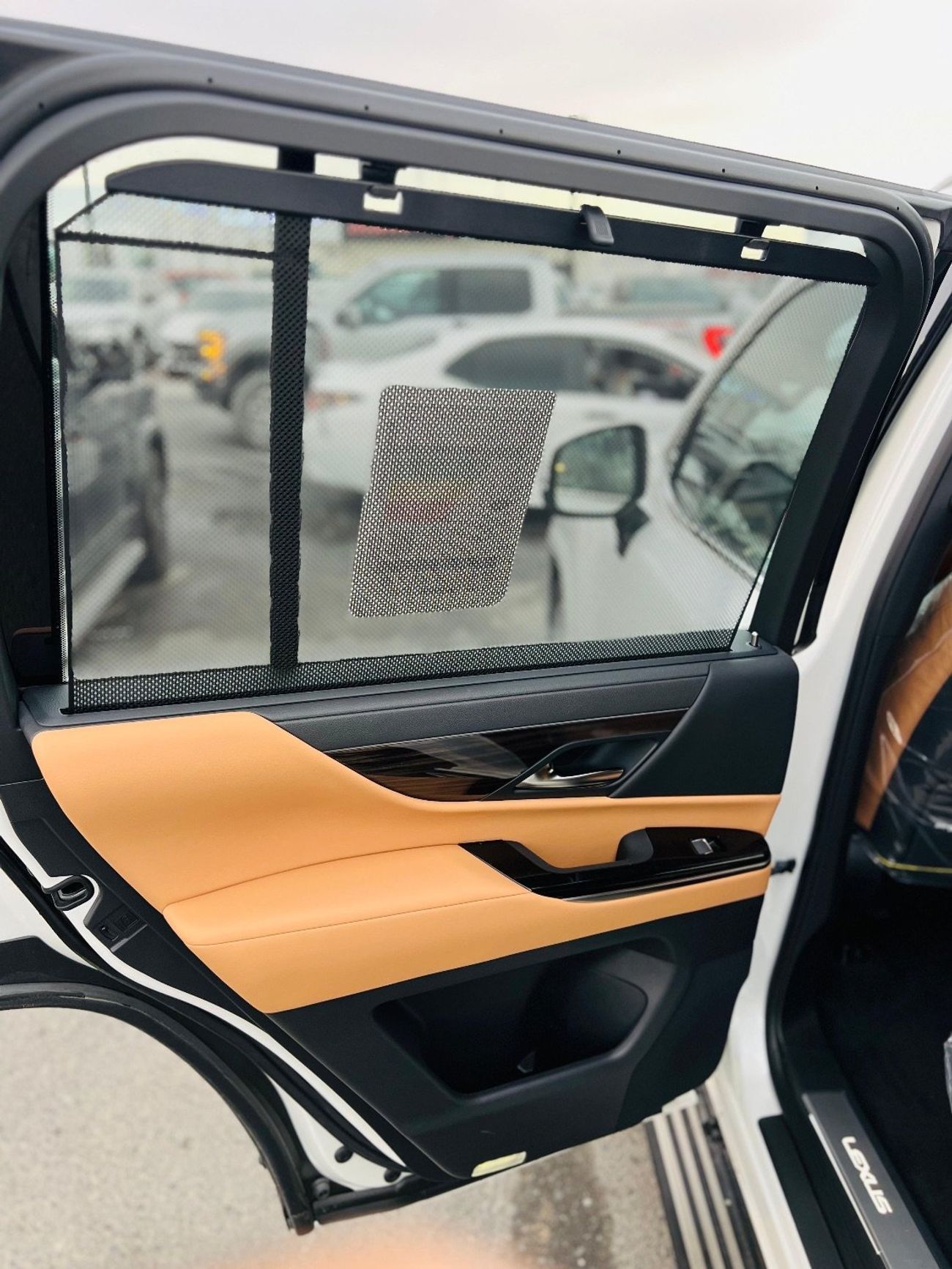 Lexus LX600 SIGNATURE