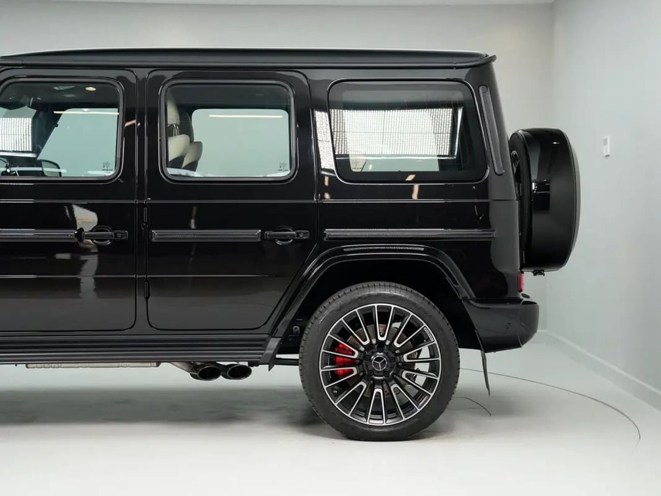 Mercedes Benz G63 AMG STANDARD Warranty | Brand-New G63 AMG | Double Night Package | Carbon