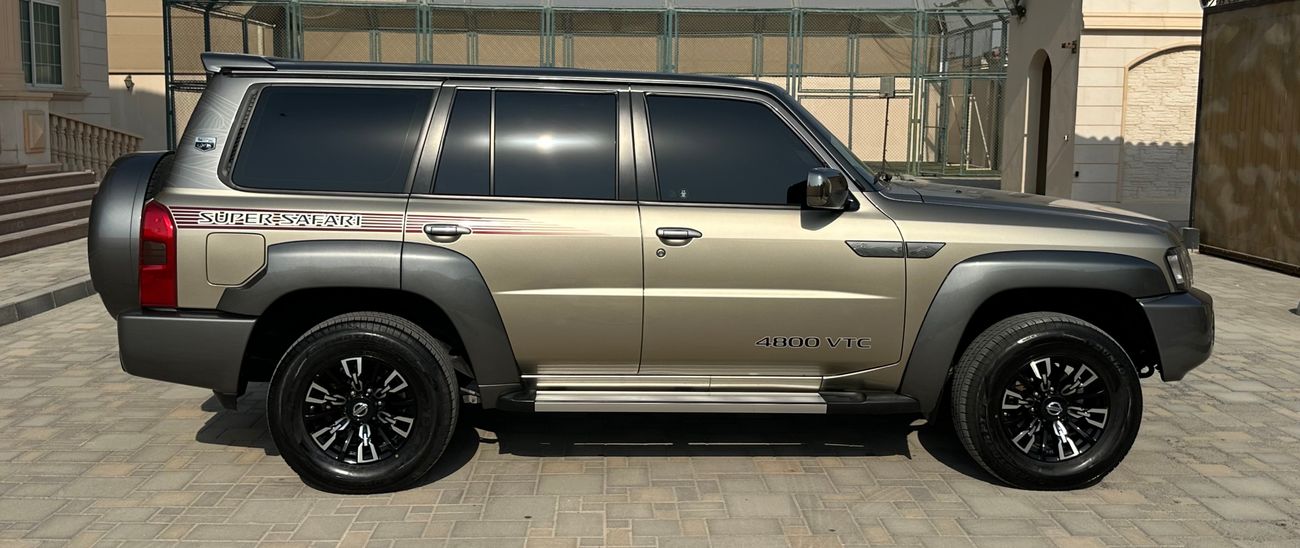 Nissan Patrol SUPER SAFARI