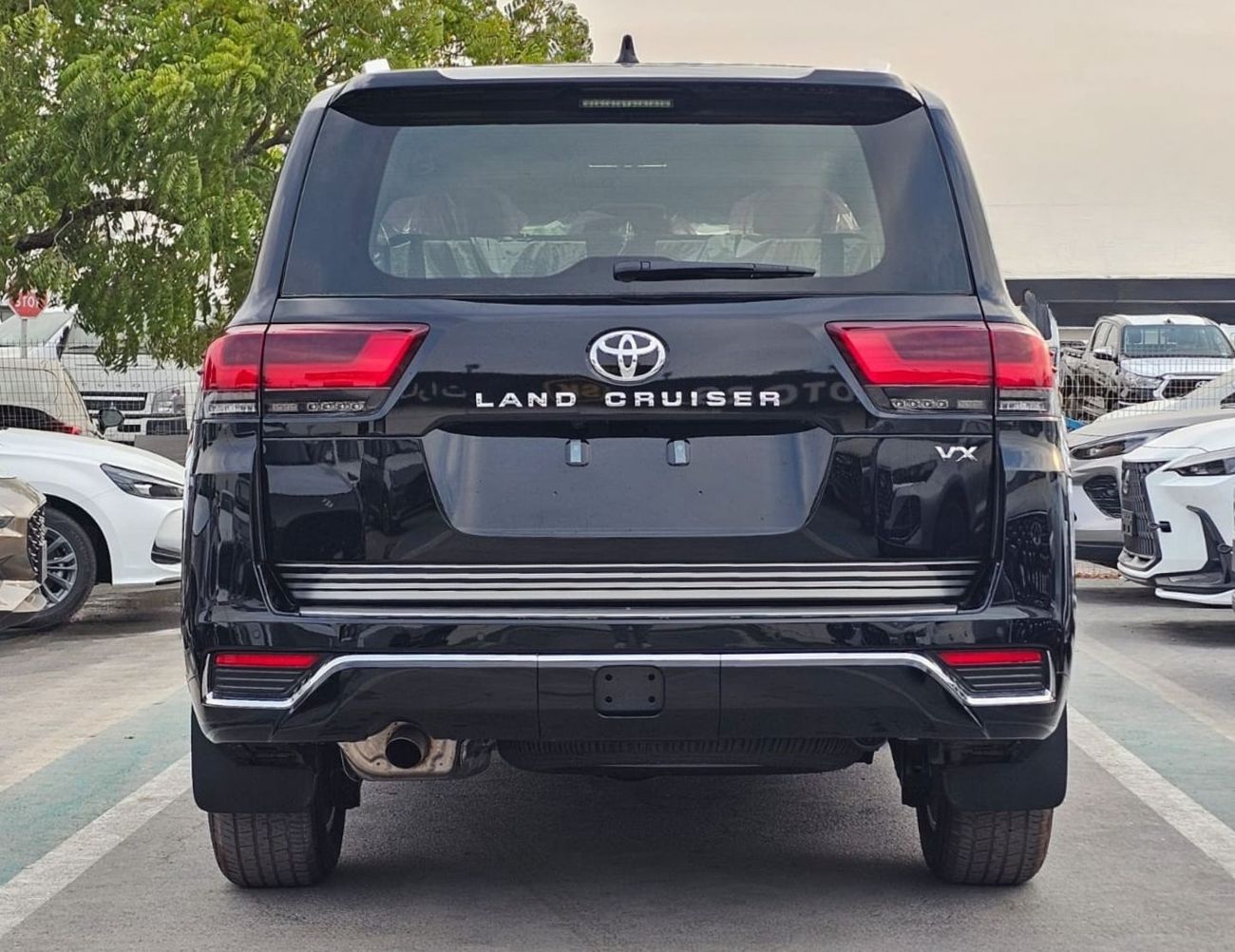 Toyota Land Cruiser VX TOYOTA LANDCRUISER VX LC300 || 4.0L PETROL V6 A/T 4WD | RADAR | BIG DVD, JBL, MEMORY SEAT, LEATHER |