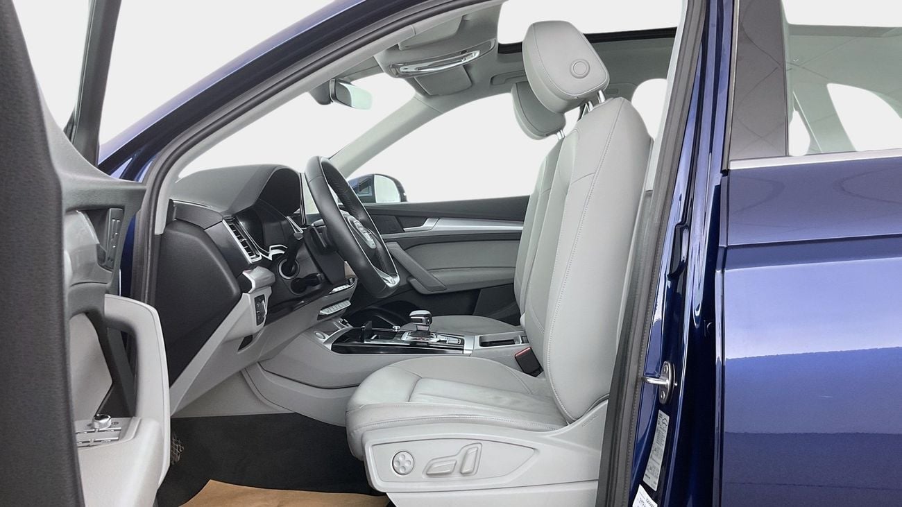 Audi Q5 45 TFSI ADVANCED | Guaranteed Warranty | 0 Down Payment