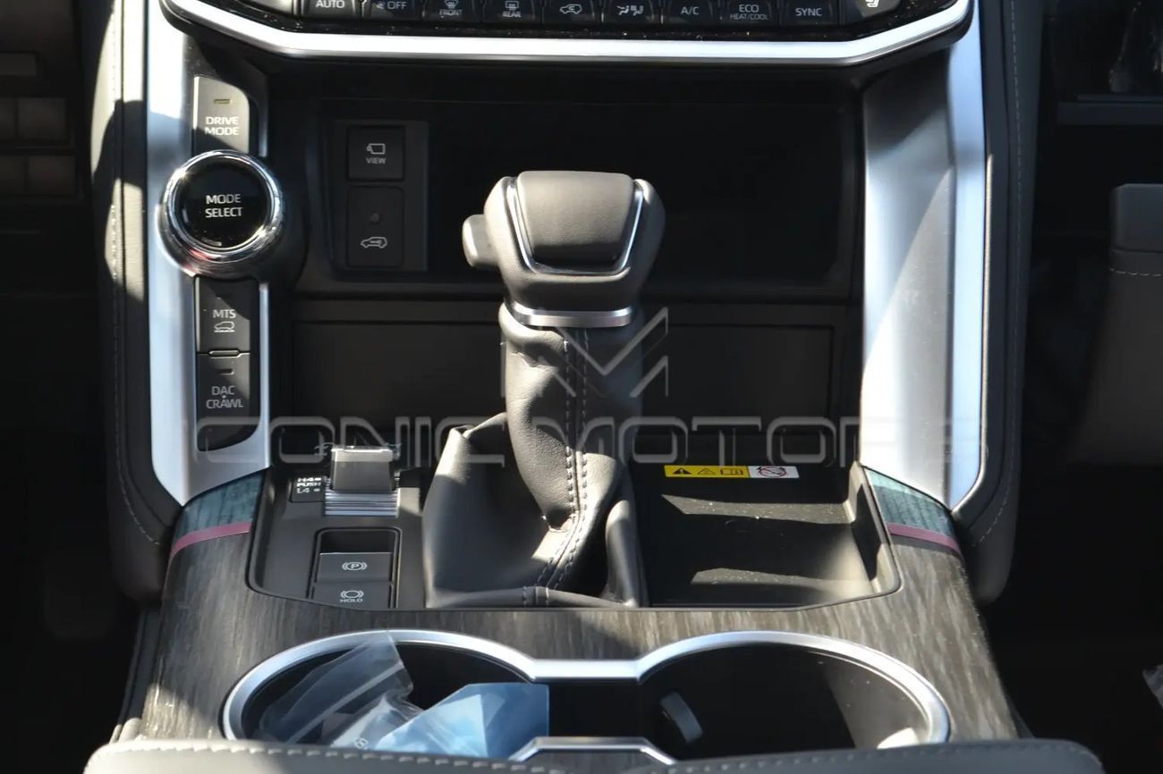 تويوتا لاند كروزر VXR 2026 TOYOTA LAND CRUISER 3.3 FULL OPTION