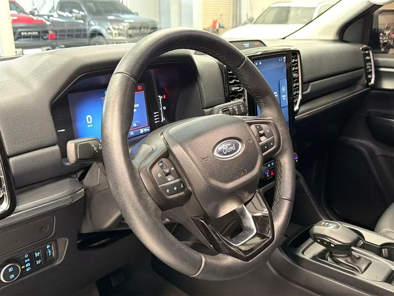 Ford Everest XLT 1,900pm Zero Down Avaiable XLT GCC Specs