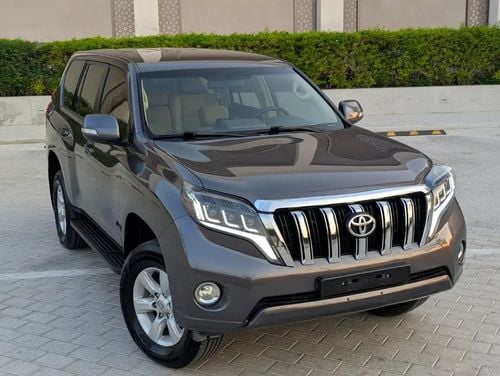 تويوتا برادو 60TH مواصفات خليجية، موديل 60، محرك V6 سعة 4.0 لتر، بحالة ممتازة