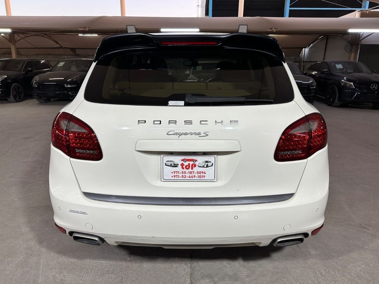 Porsche Cayenne S PORSCHE CAYENNE 2012 | PORSCHE SERVICE HISTORY | TWO KEYS | 14-WAY ADAPTIVE SEATS