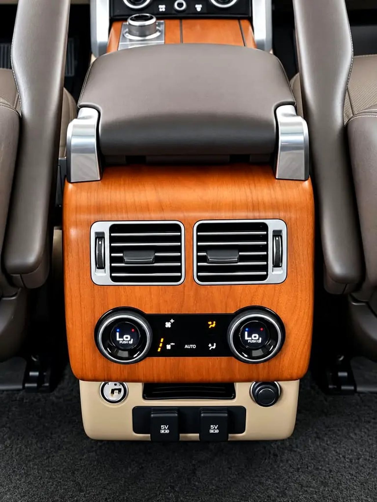 Land Rover Range Rover VOGUE - HSE P525 - SUPERCHARGE - PERFECT CONDTION