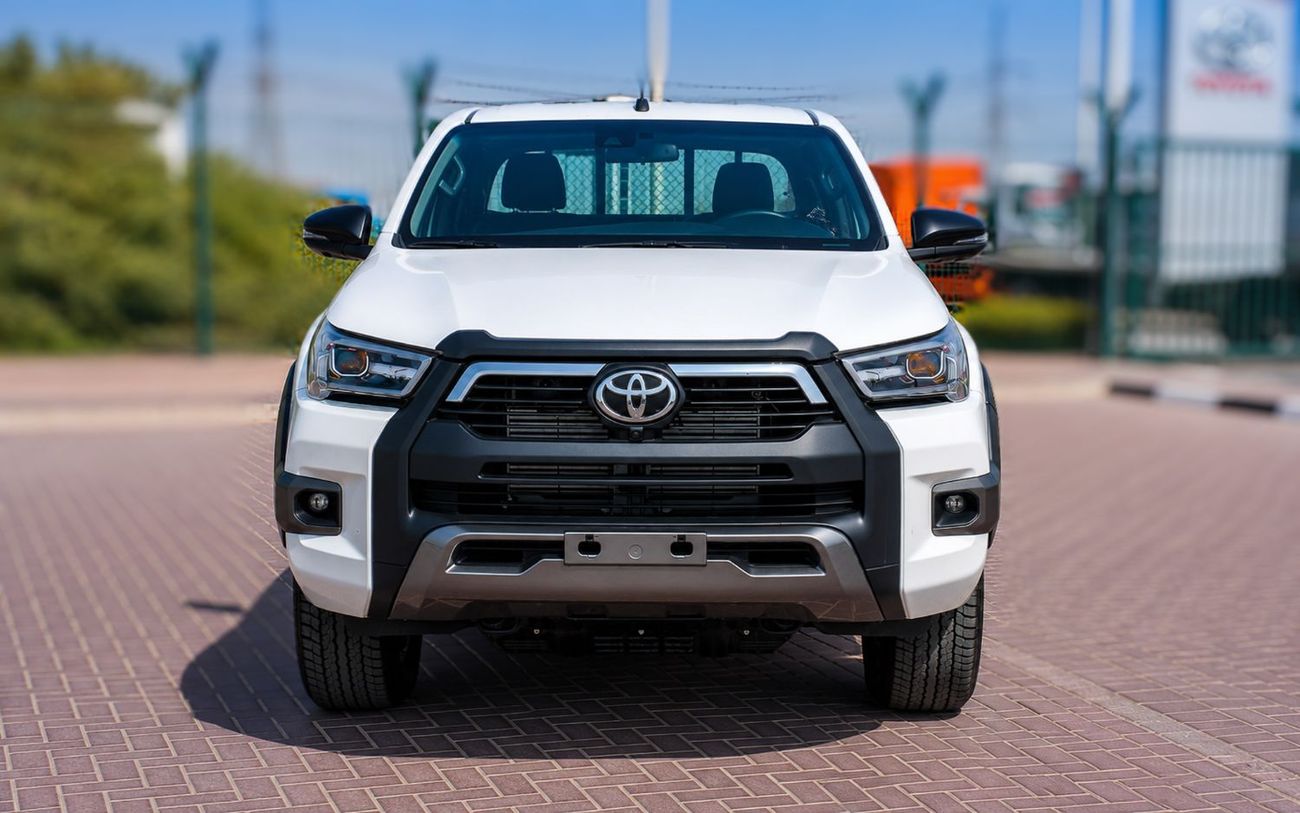 Toyota Hilux photo 2