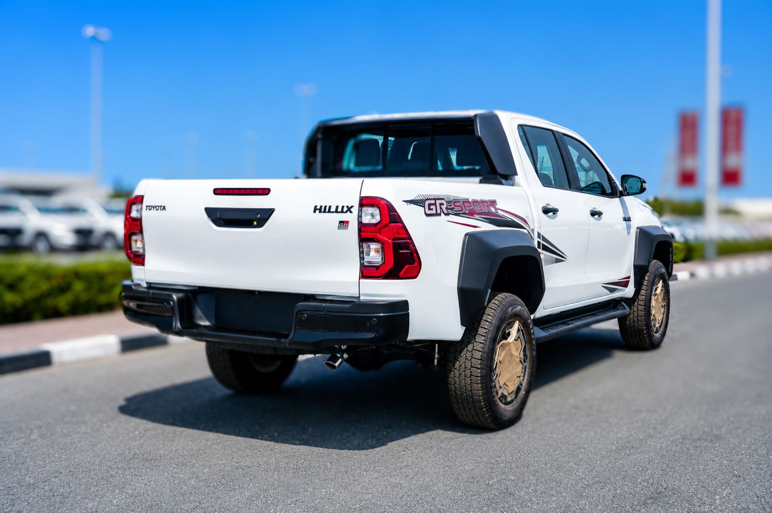 Toyota Hilux photo 8