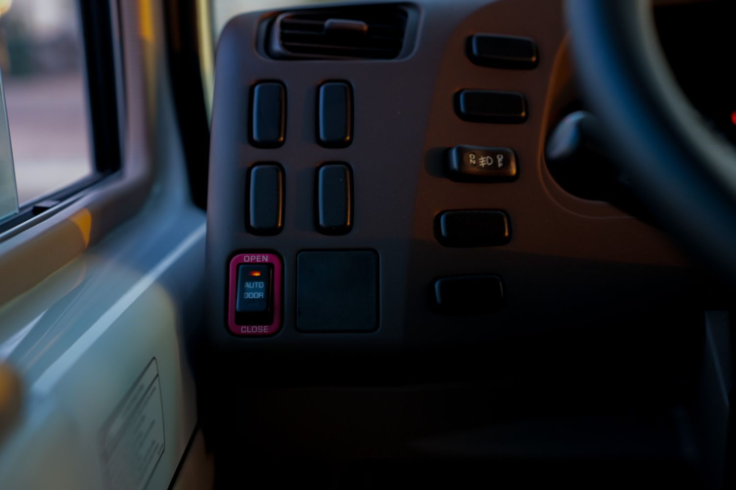 Mitsubishi Rosa photo 14