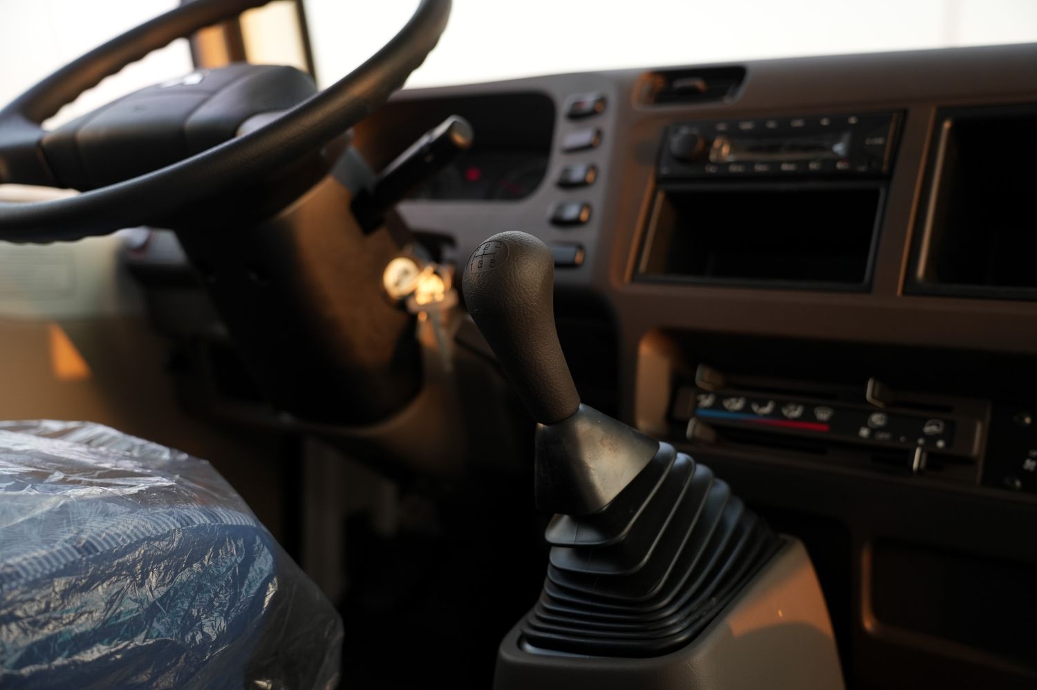 Mitsubishi Rosa photo 23