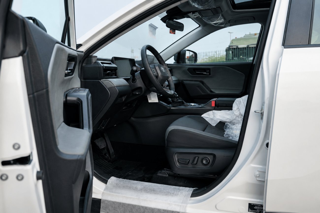 Toyota RAV4 photo 16