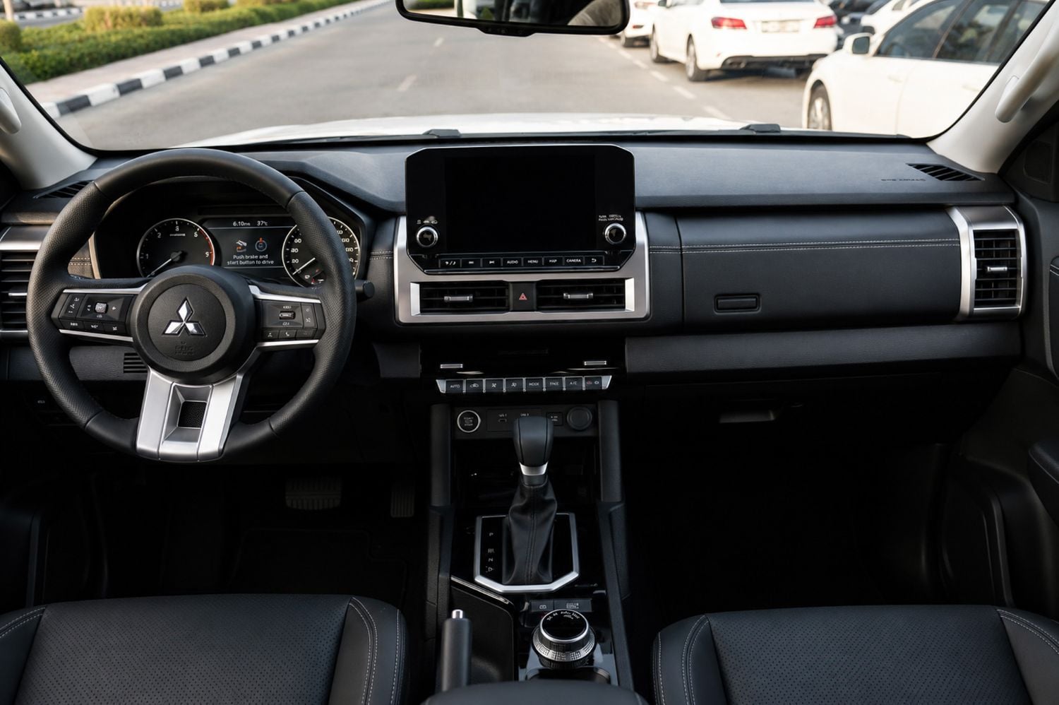 Mitsubishi L200 photo 10