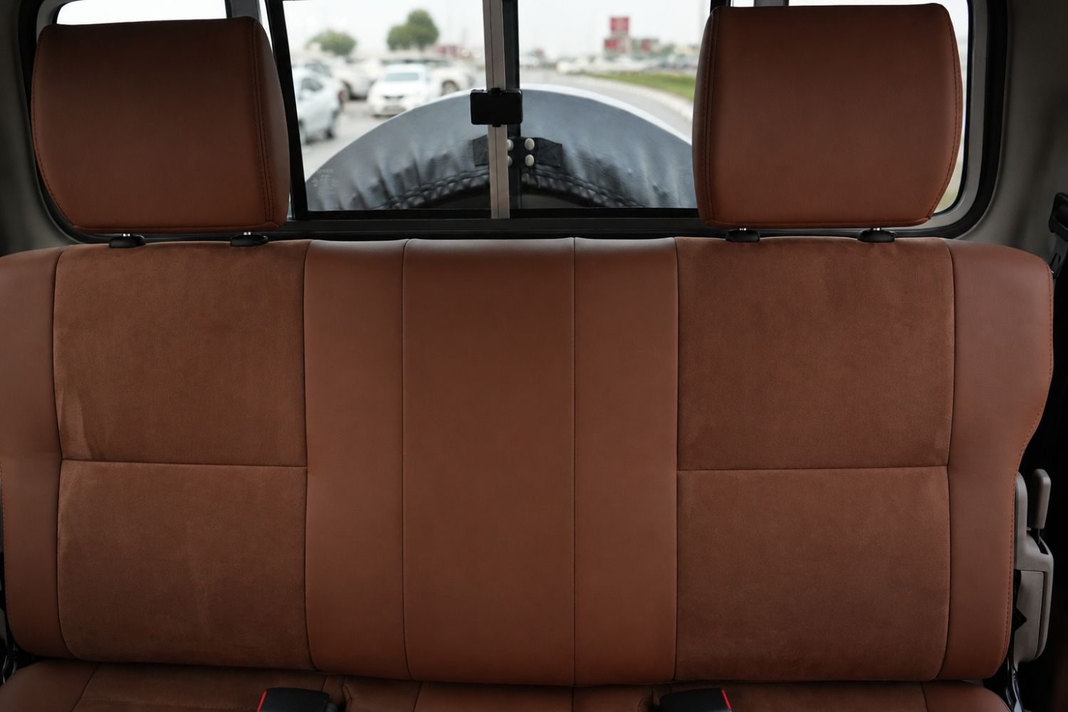 Toyota Land Cruiser Pick Up photo 13