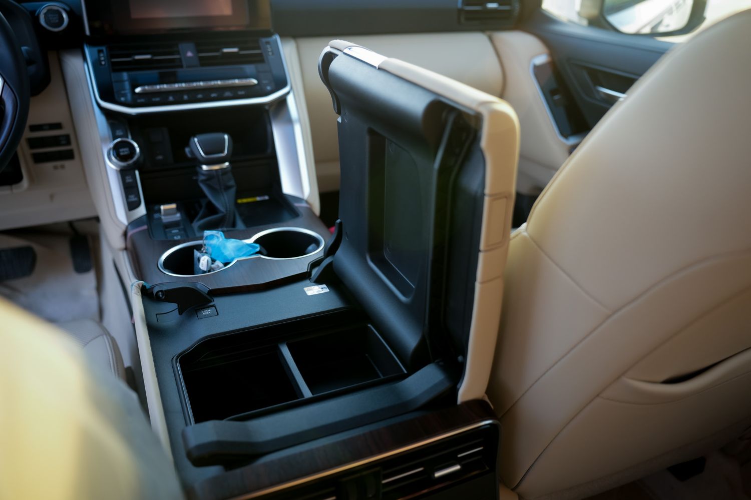 Toyota Land Cruiser photo 22