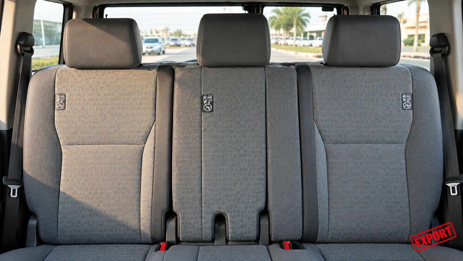 Toyota Land Cruiser 70 photo 27