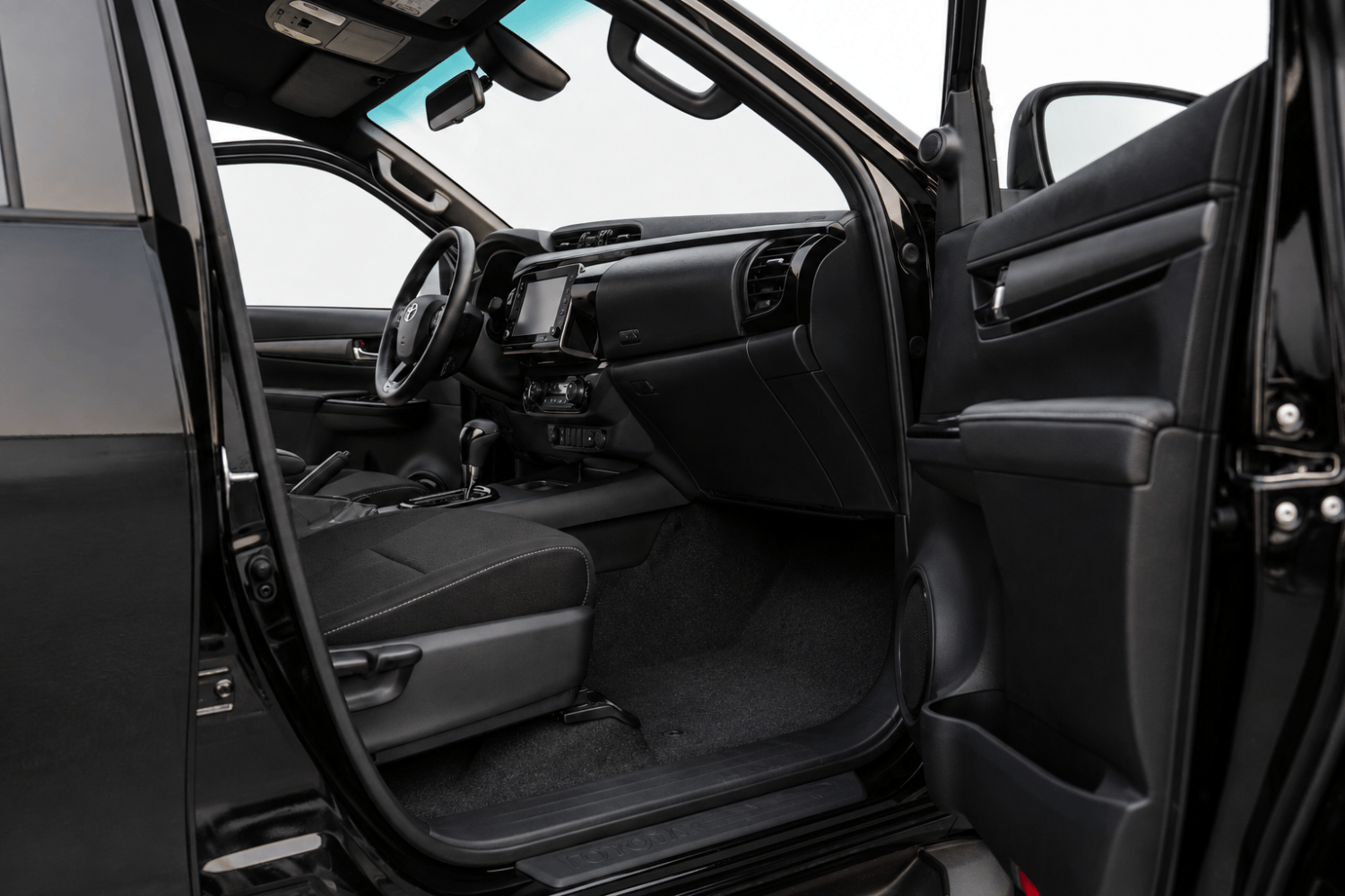 Toyota Hilux photo 19