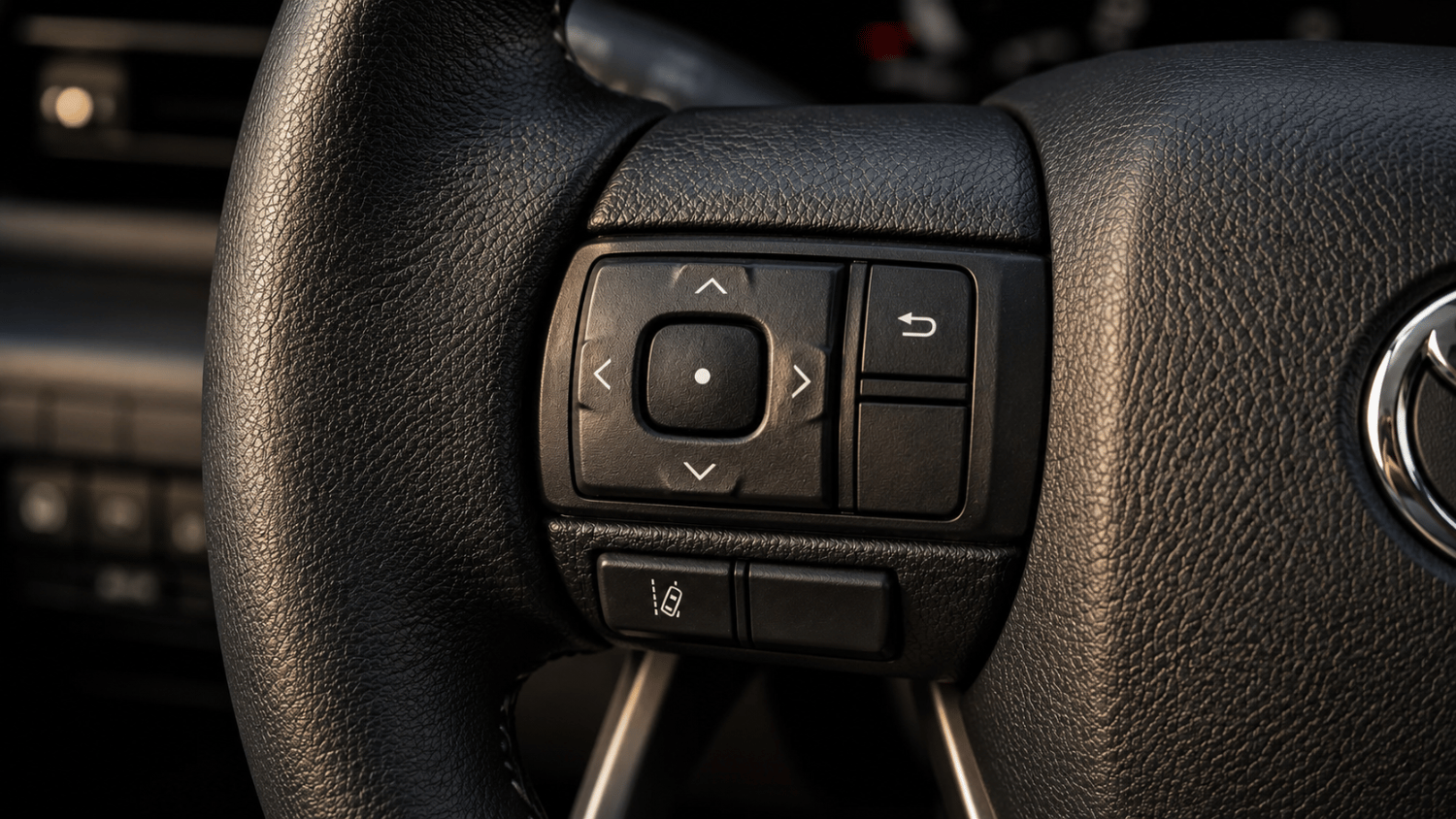 Toyota Land Cruiser 70 photo 15