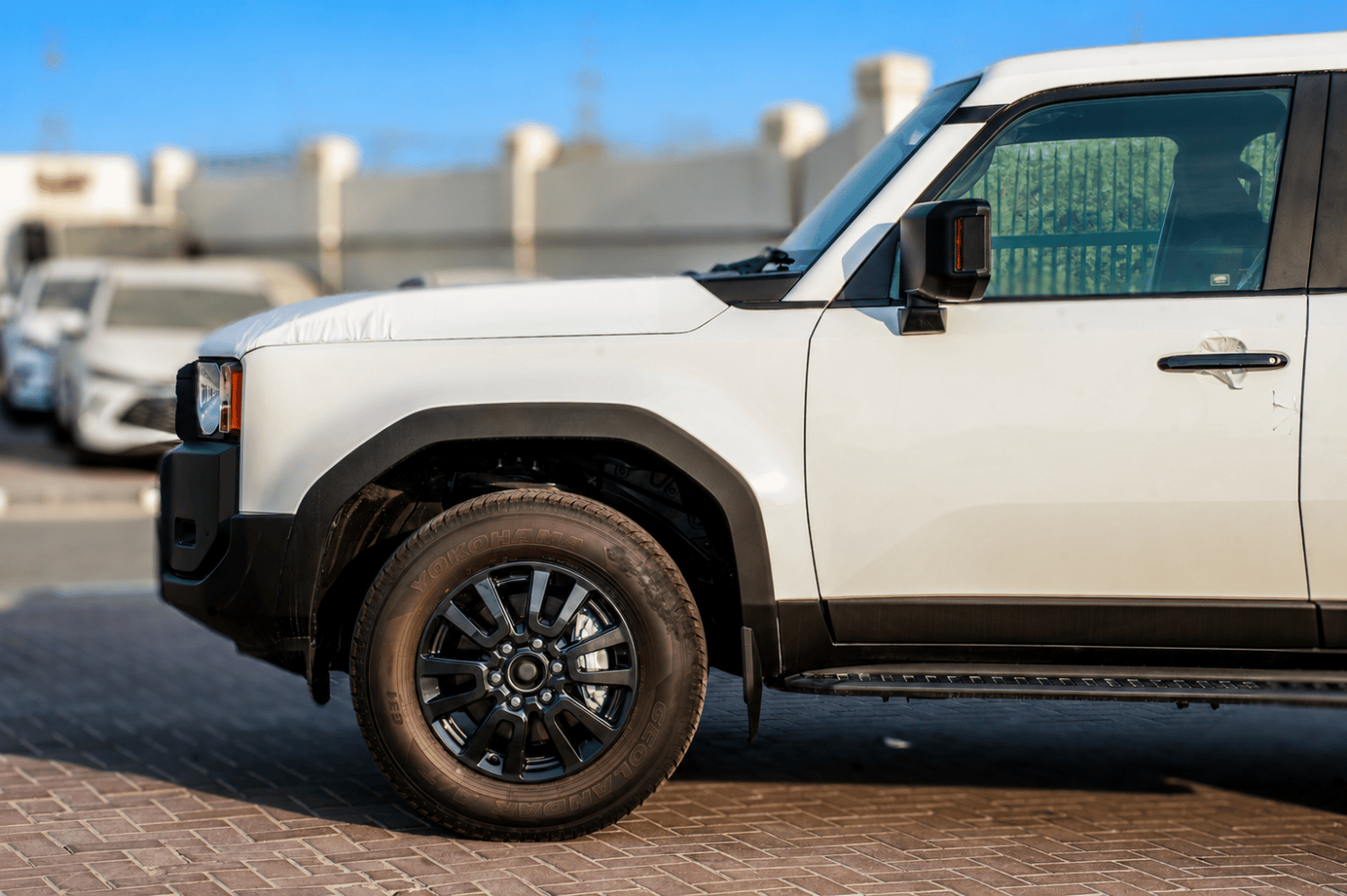 Toyota Land Cruiser photo 10