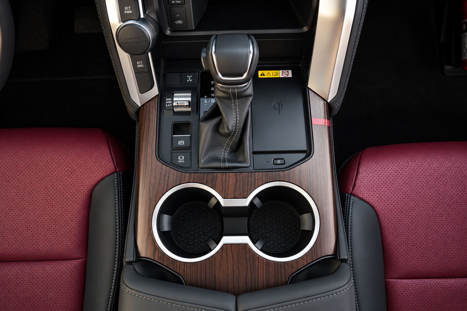 Toyota Land Cruiser photo 12