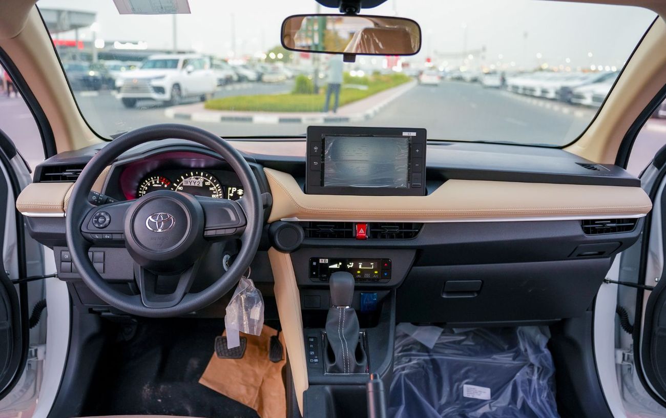 Toyota Yaris photo 7