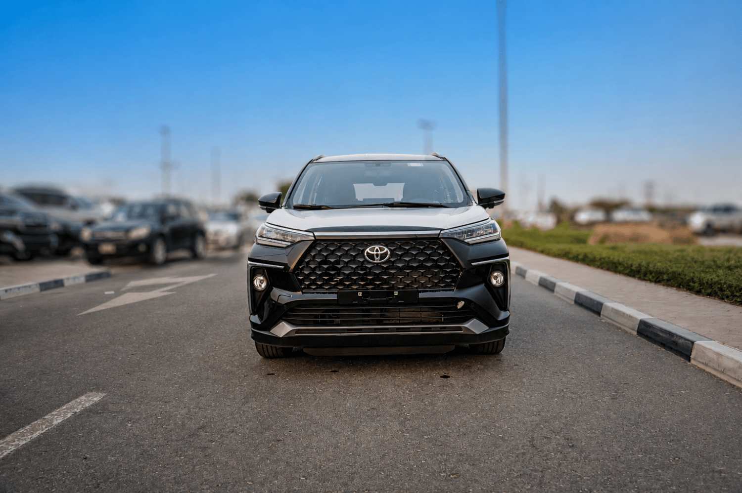 Toyota Veloz photo 2