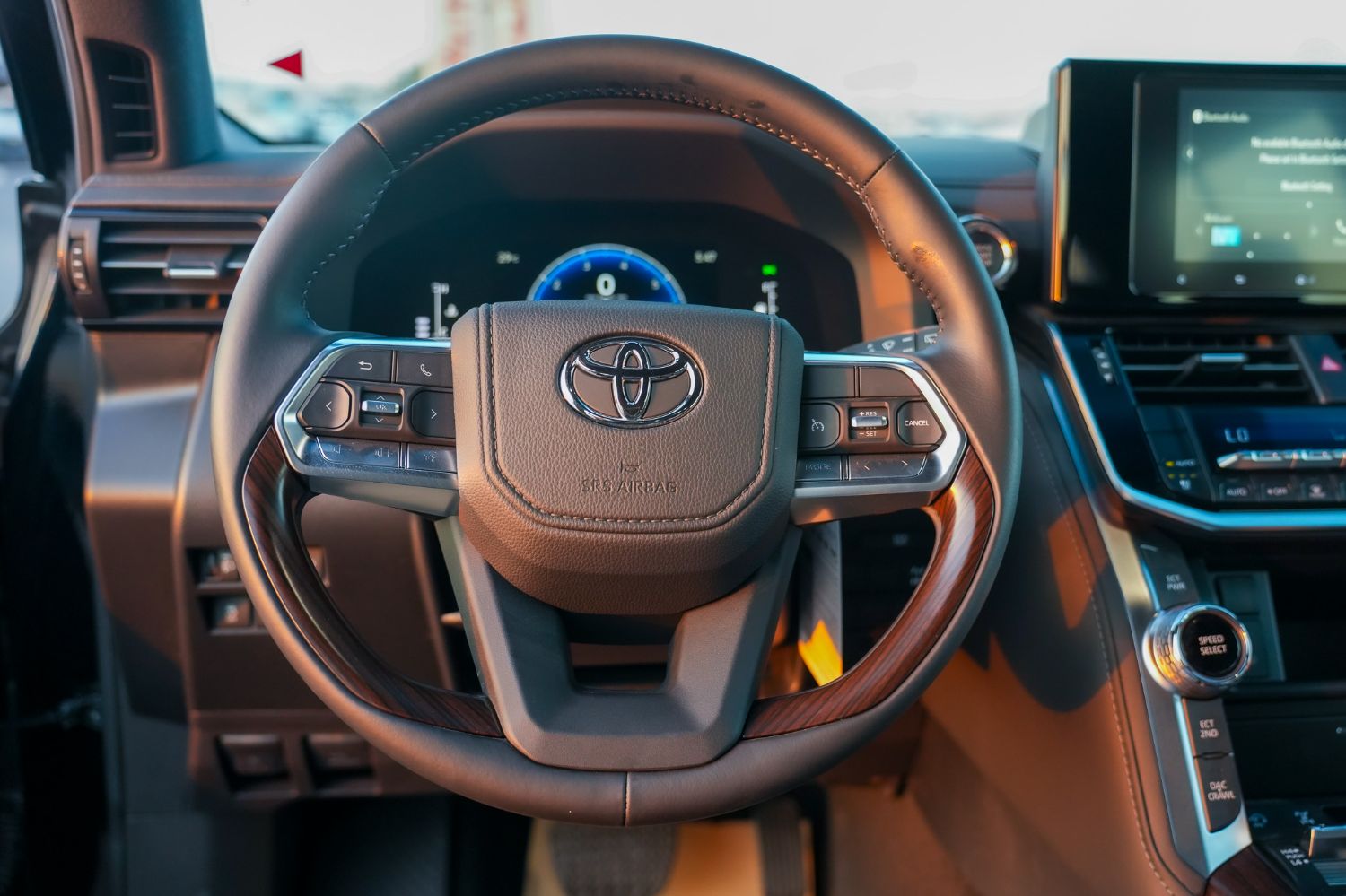 Toyota Land Cruiser photo 11