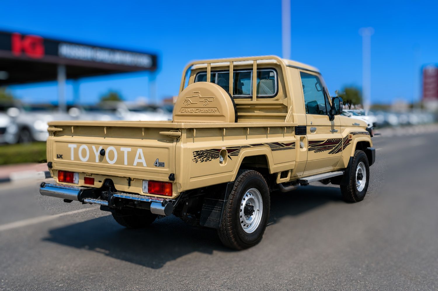Toyota Land Cruiser 70 photo 7