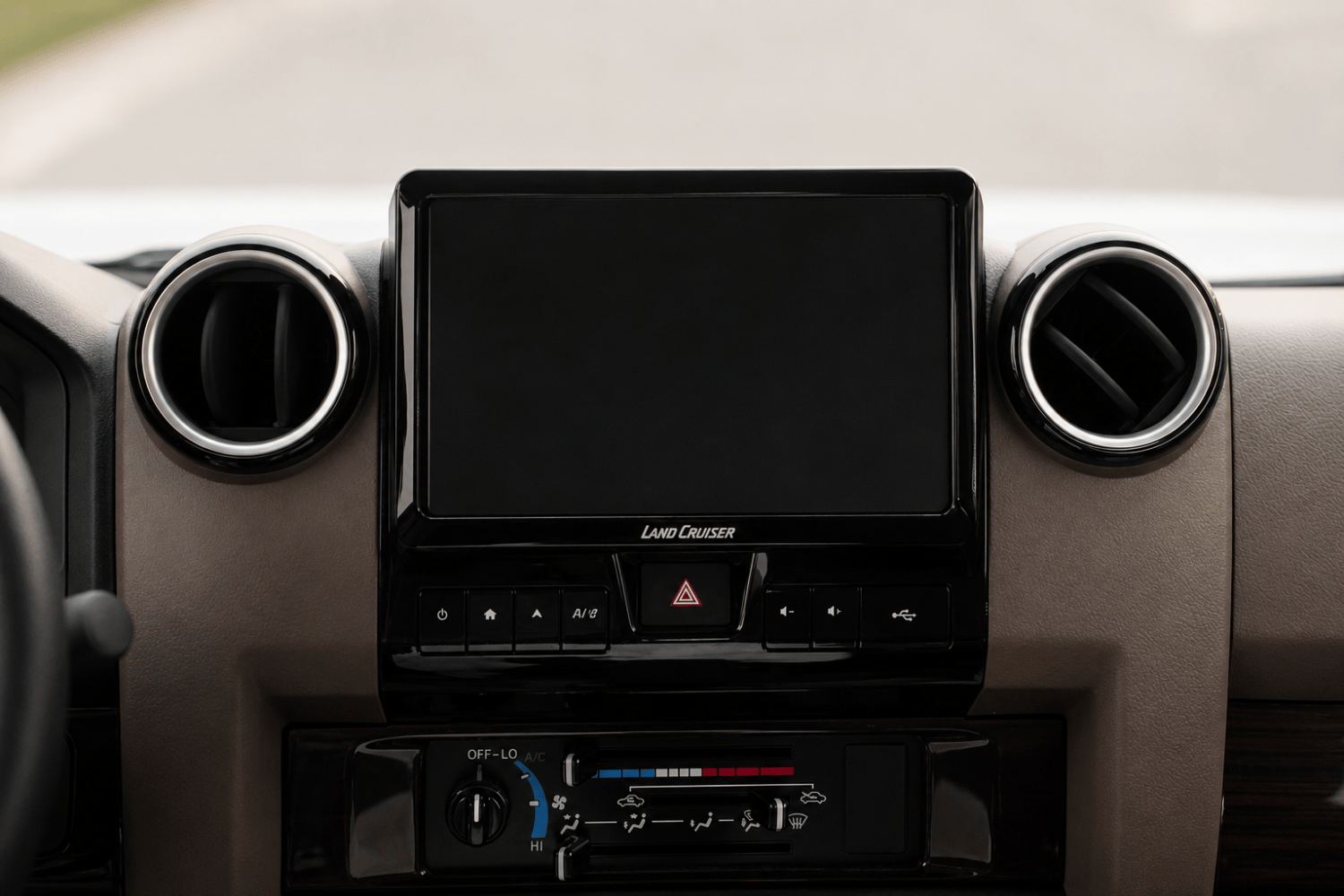 Toyota Land Cruiser Pick Up photo 18