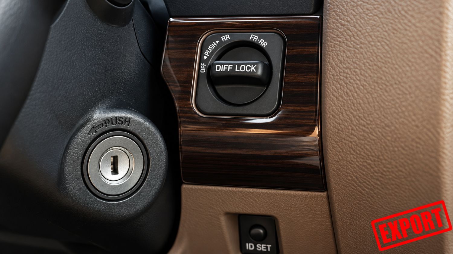 Toyota Land Cruiser 70 photo 24