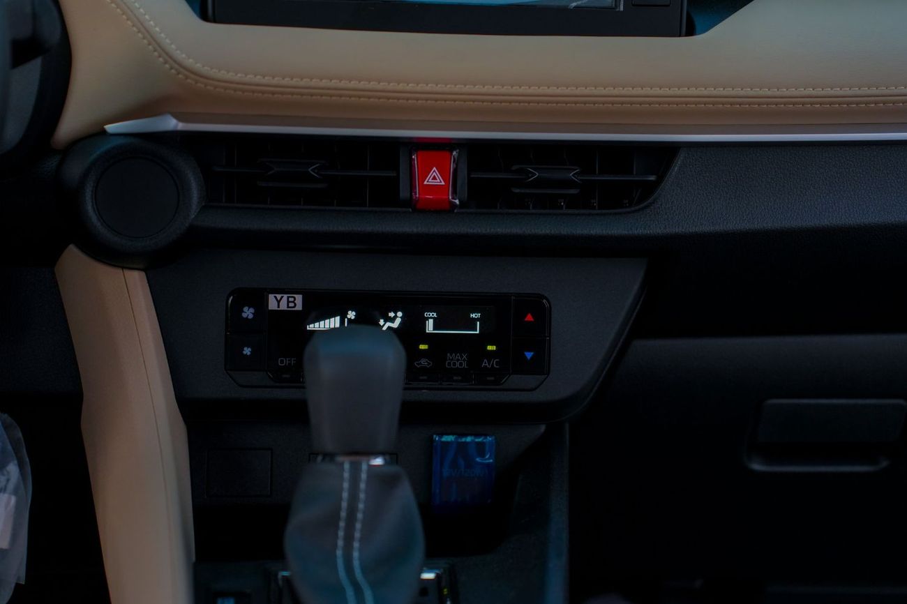 Toyota Yaris photo 12
