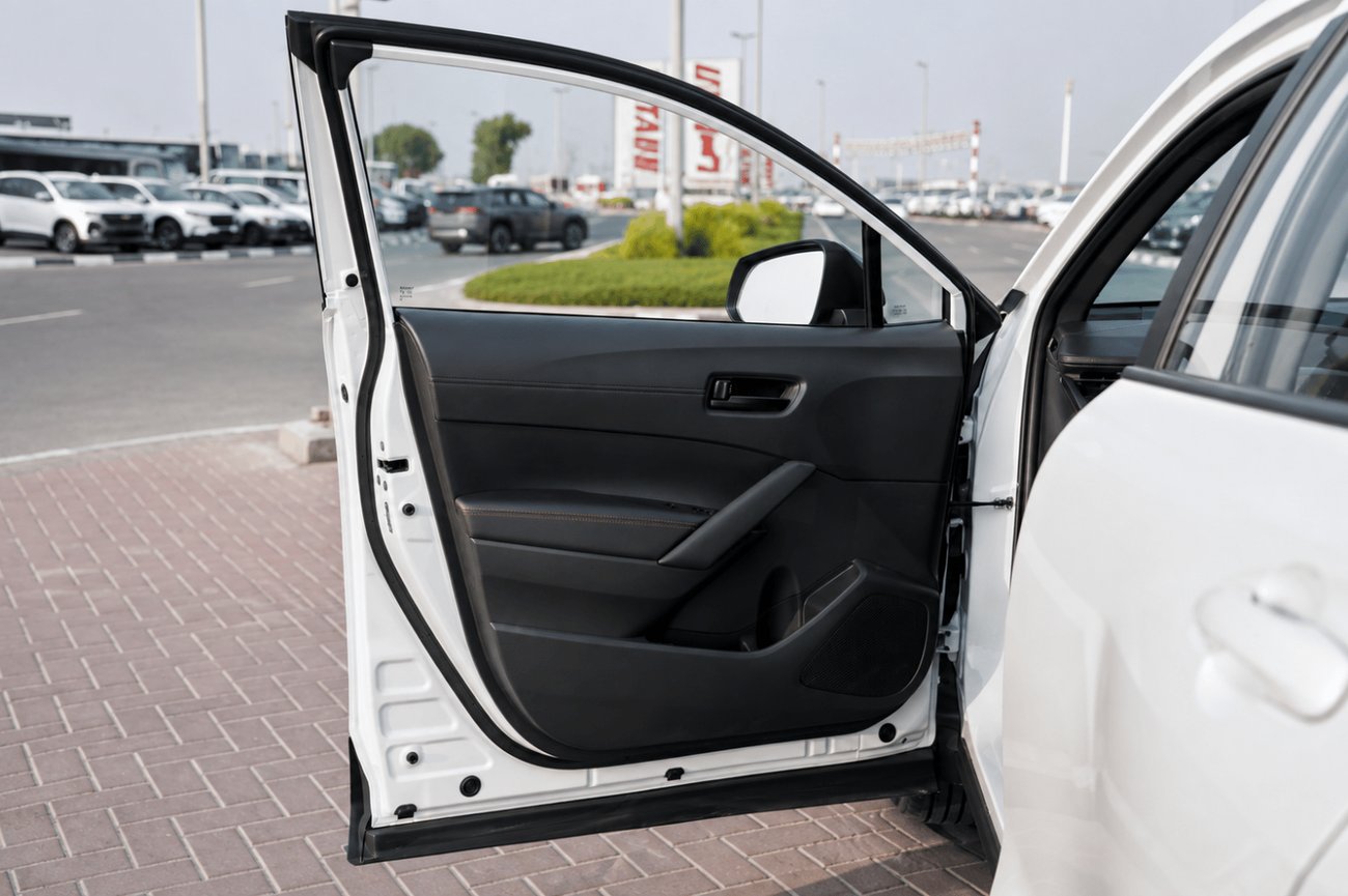 Toyota Corolla Cross photo 17