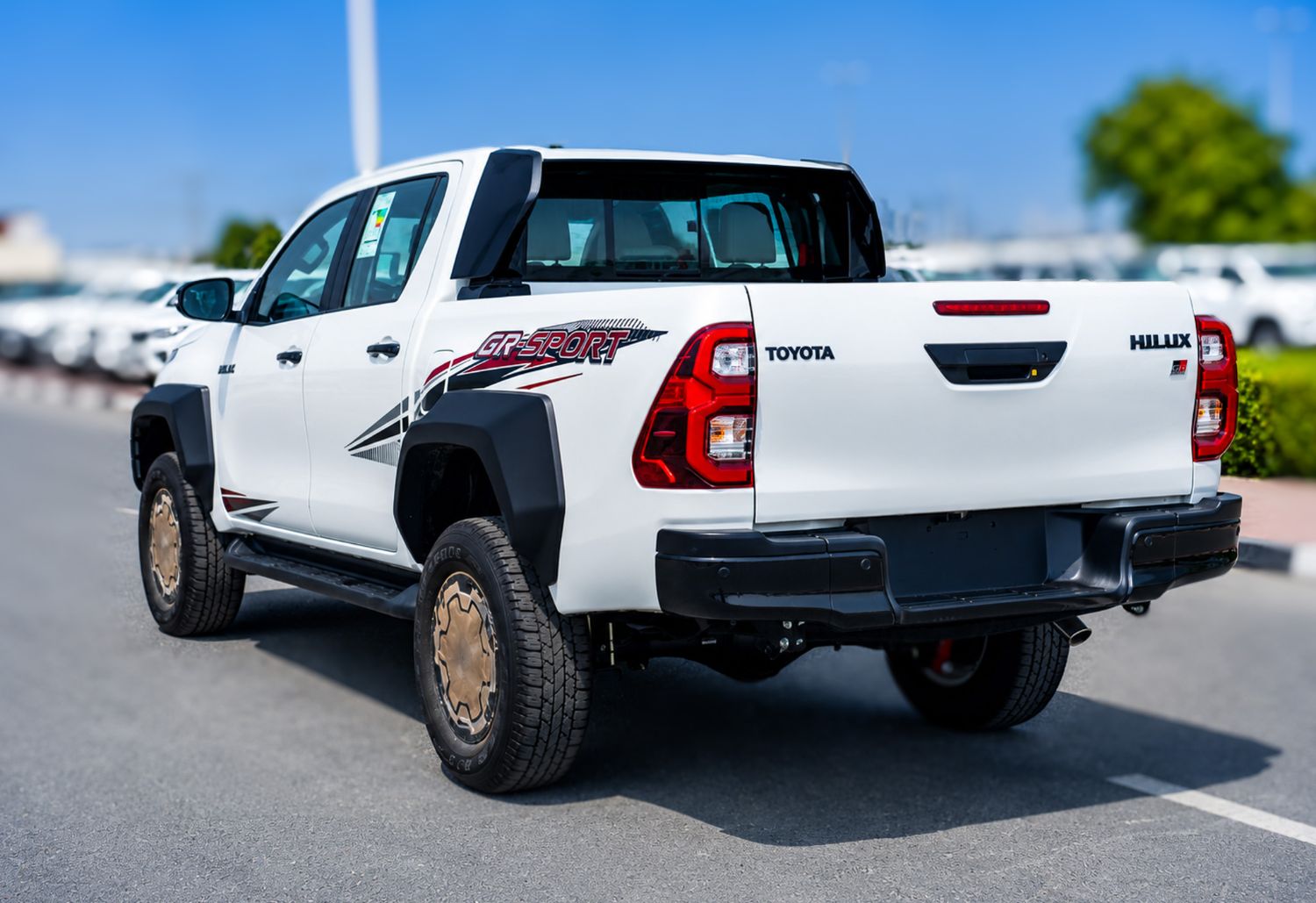 Toyota Hilux photo 7