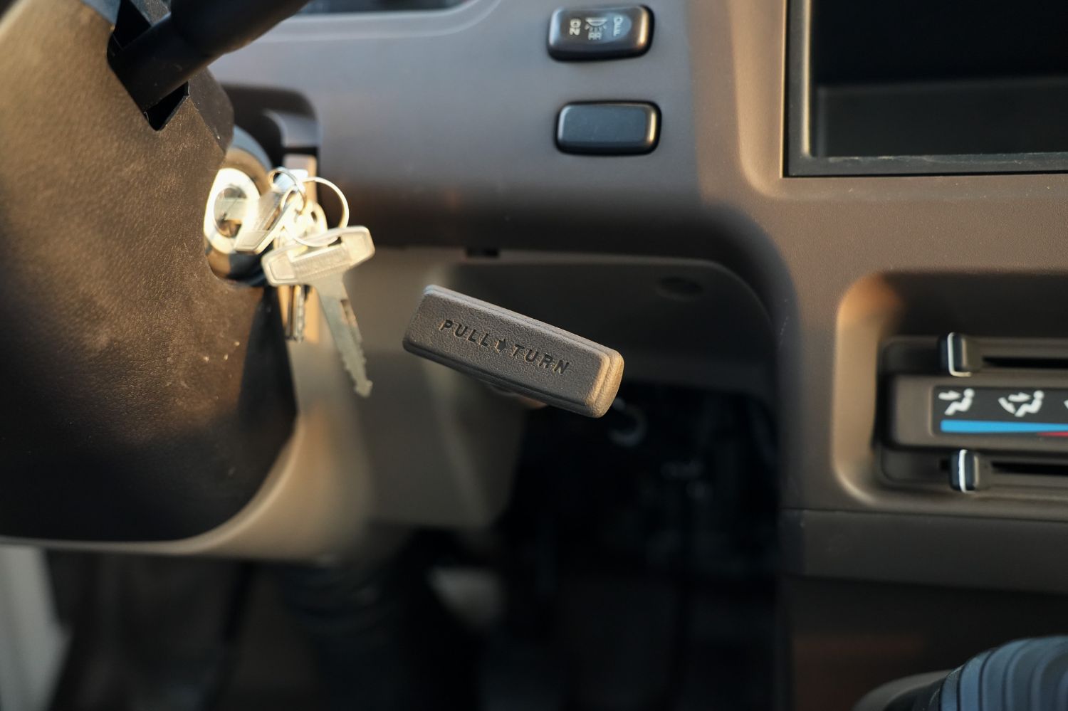 Mitsubishi Rosa photo 18