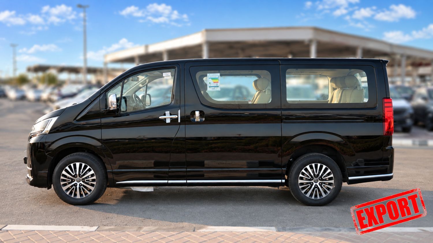 Toyota Granvia photo 4