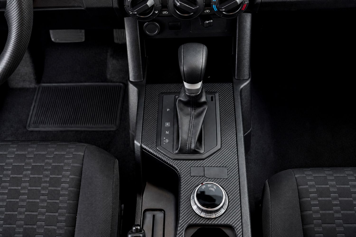 Mitsubishi L200 photo 16