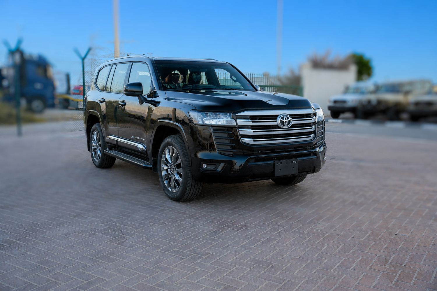 Toyota Land Cruiser photo 3